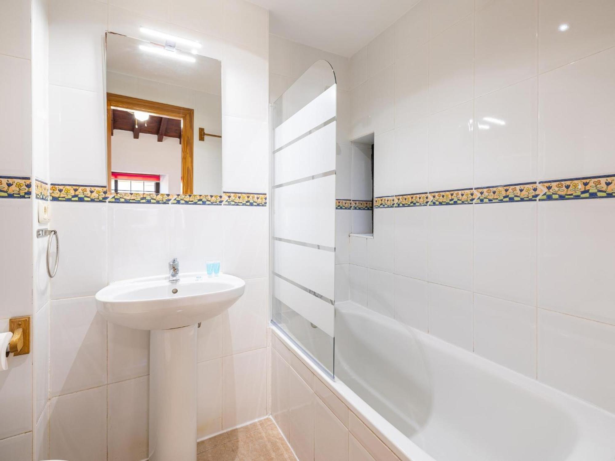 H2M Lazcano With Sunny Terrace In Old Town Malaga Ngoại thất bức ảnh