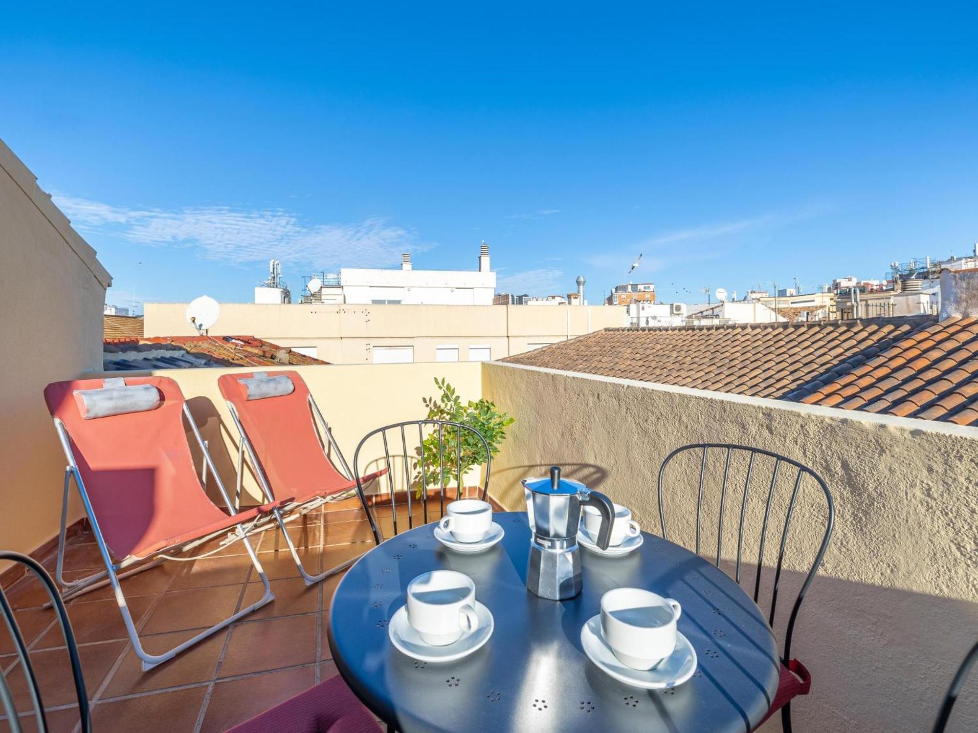H2M Lazcano With Sunny Terrace In Old Town Malaga Ngoại thất bức ảnh