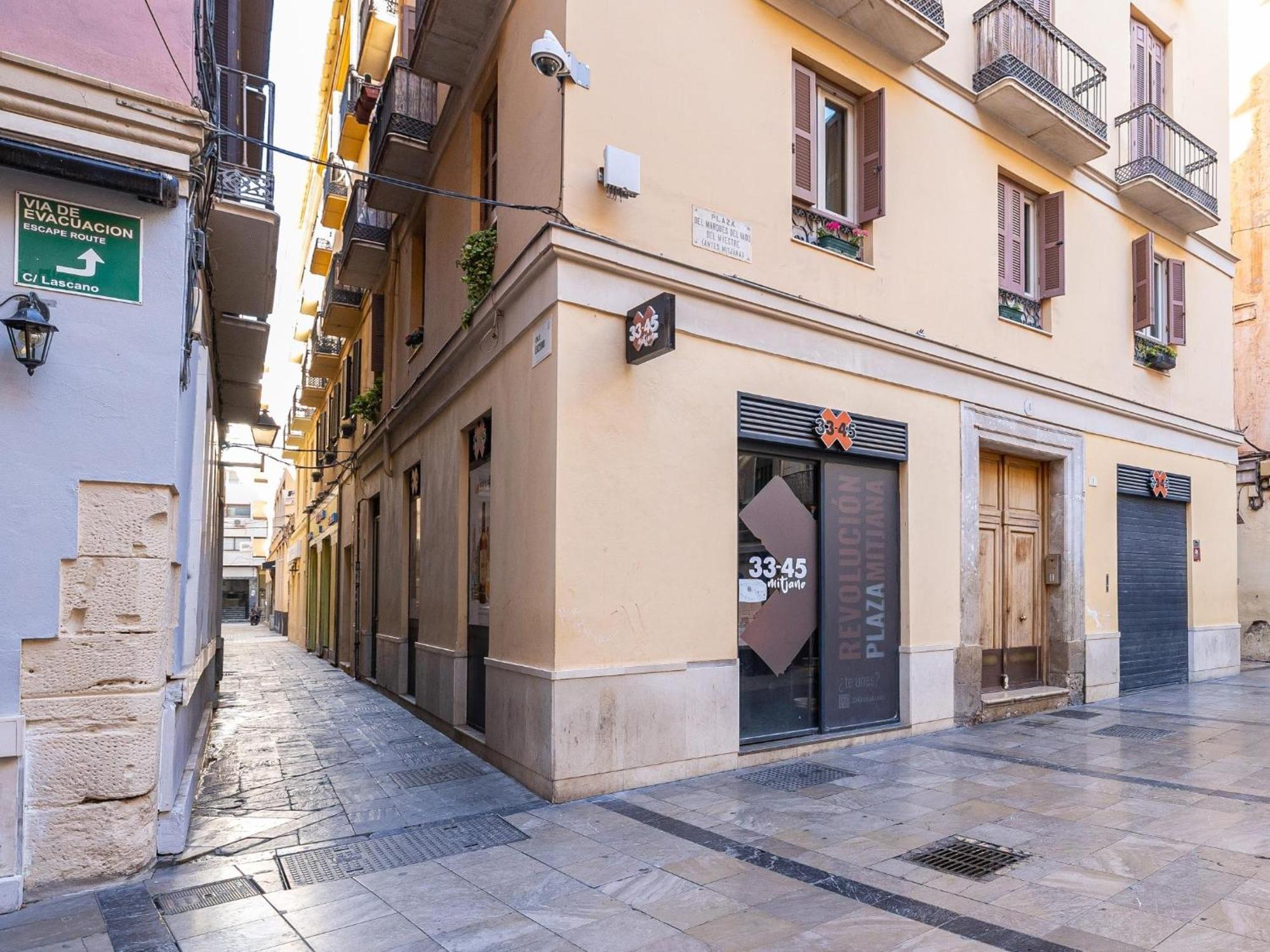 H2M Lazcano With Sunny Terrace In Old Town Malaga Ngoại thất bức ảnh
